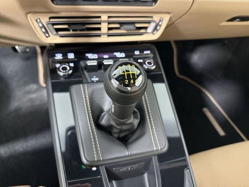 Certified 2022 Porsche 911 GT3 RWD image 31