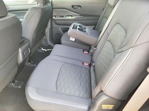 New 2026 Nissan Pathfinder SV AWD/4WD image 9