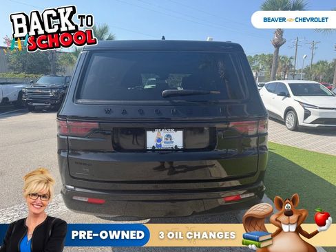 Used 2023 Jeep Wagoneer Series II AWD/4WD image 5