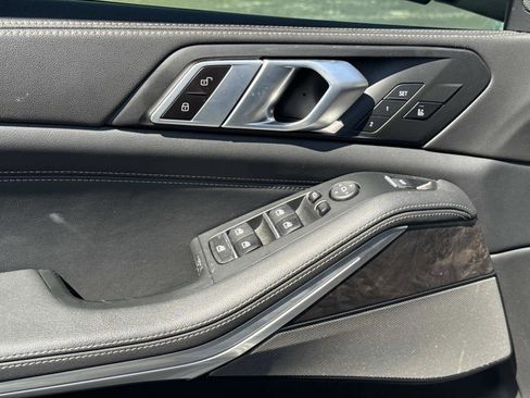 Certified 2024 BMW X5 xDrive40i w/ Premium Package image 22