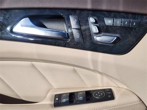 Used 2016 Mercedes-Benz CLS 400 4MATIC image 11