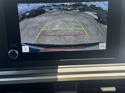 Used 2025 Toyota Tacoma SR5 RWD image 32