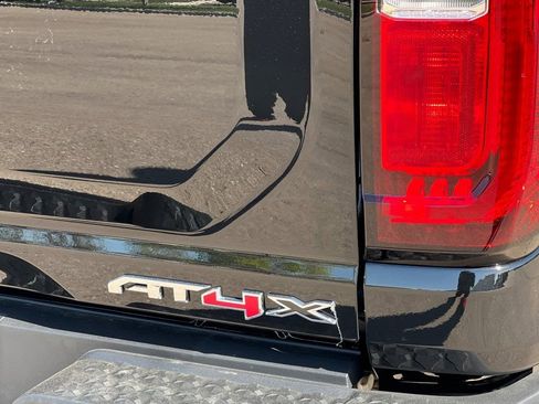 New 2026 GMC Canyon AT4X w/ AT4X AEV Edition AWD/4WD image 21