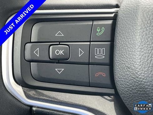 Certified 2024 Jeep Wagoneer 2WD w/ Premium Group I image 32
