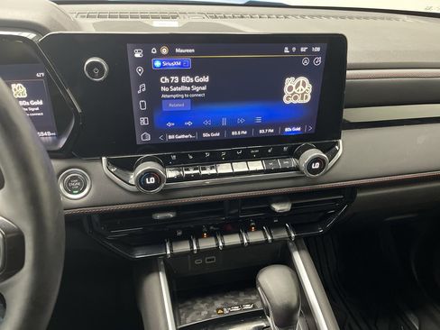 Certified 2024 Chevrolet Colorado Z71 w/ Z71 Convenience Package 2 image 18