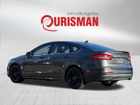 Used 2020 Ford Fusion SE w/ Equipment Group 151A image 4