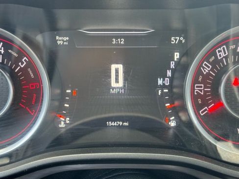 Used 2016 Dodge Challenger R/T image 22