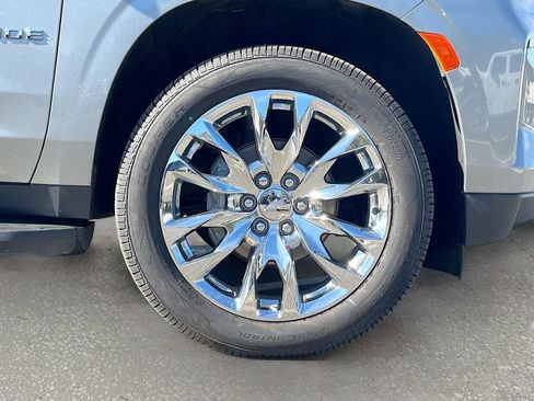 Used 2024 Chevrolet Tahoe LT w/ LT Signature Package image 33