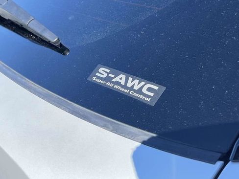 Used 2024 Mitsubishi Outlander SE Black Edition image 11