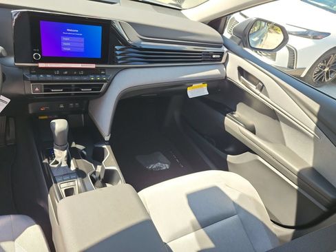 New 2026 Toyota Camry LE FWD image 28
