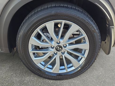 Certified 2025 INFINITI QX50 Luxe image 32