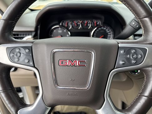 Used 2015 GMC Yukon XL SLT image 14
