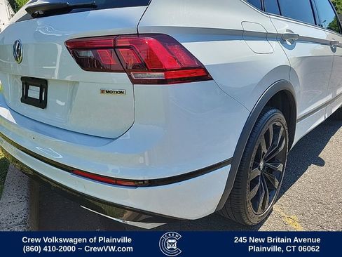 Used 2021 Volkswagen Tiguan SE R-Line AWD/4WD image 31