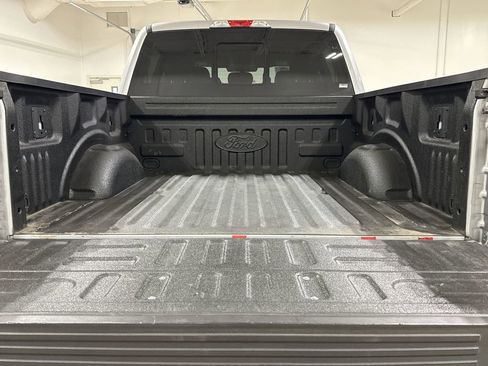 Used 2020 Ford F150 Lariat image 9