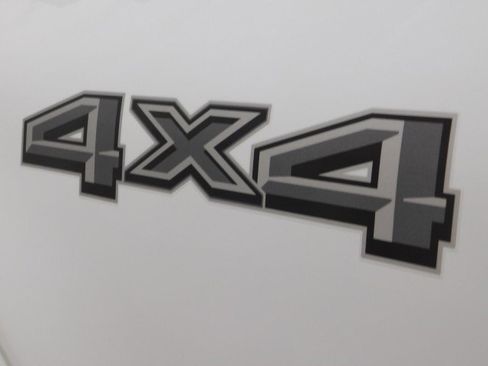 Used 2023 Ford F150 Lariat w/ Equipment Group 502A High image 8