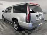 Used 2011 Cadillac Escalade ESV Luxury image 4