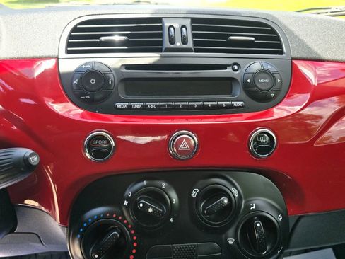 Used 2013 FIAT 500 Pop FWD image 21