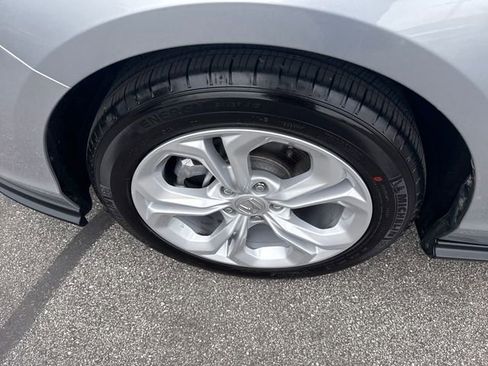 Certified 2025 Honda Accord LX image 38