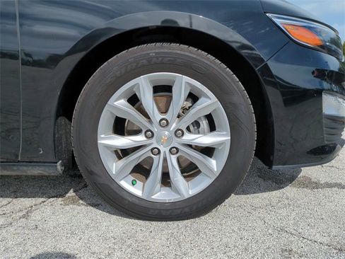 Used 2024 Chevrolet Malibu LT image 11