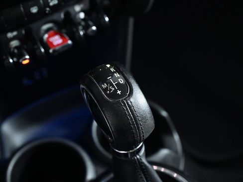 Used 2015 MINI Cooper 2-Door Hardtop FWD image 17