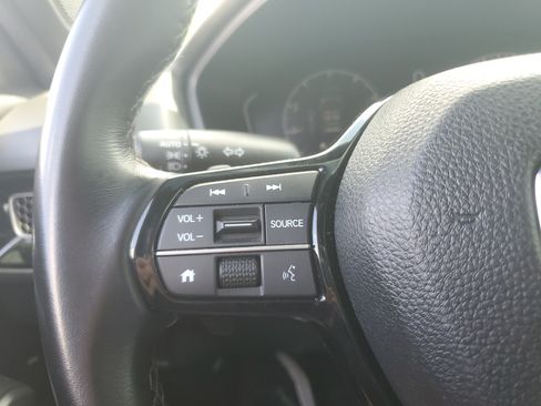 Used 2023 Honda Civic Sport image 18