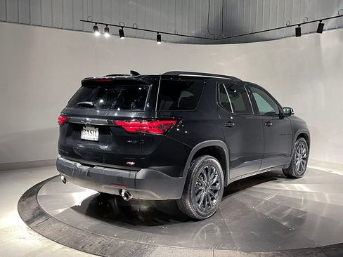 Used 2023 Chevrolet Traverse RS image 11