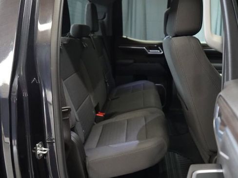 Used 2023 Chevrolet Silverado 1500 LT w/ Z71 Off-Road Package AWD/4WD image 45