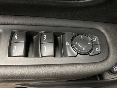 Used 2022 GMC Terrain AT4 w/ Infotainment Package II AWD/4WD image 22