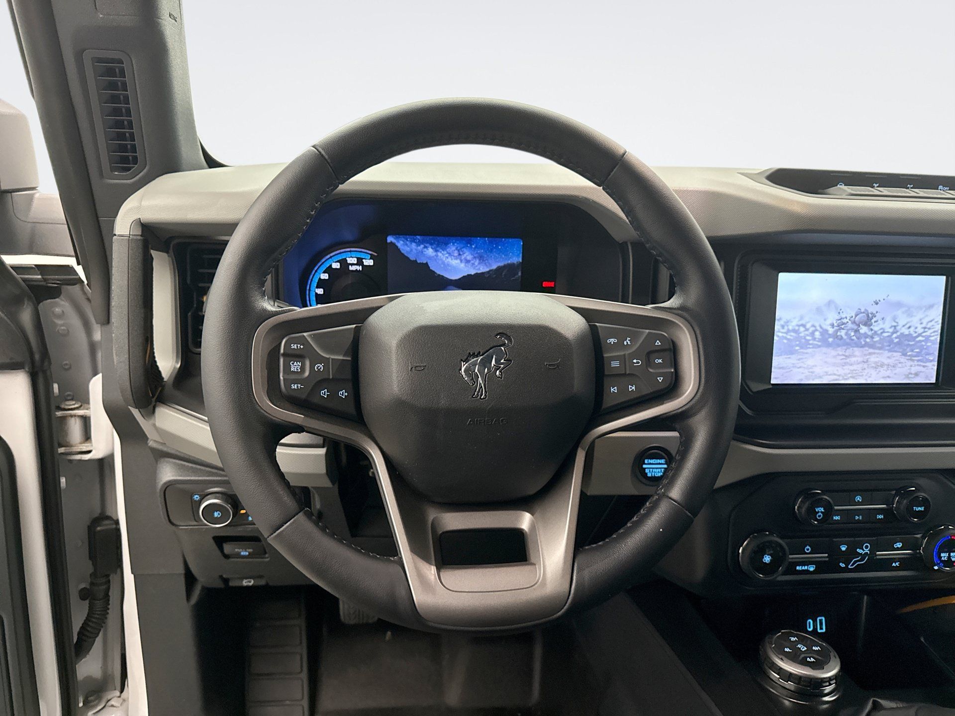 Used 2022 Ford Bronco Badlands AWD/4WD image 12