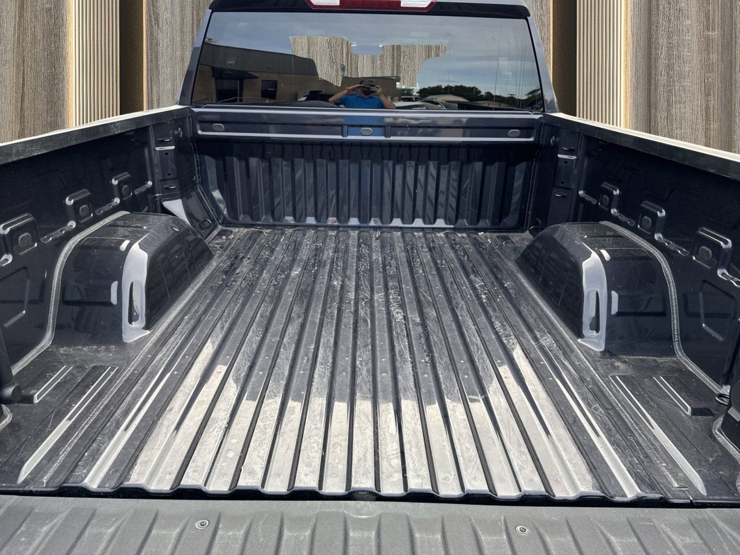 Used 2025 GMC Sierra 1500 SLT AWD/4WD image 34