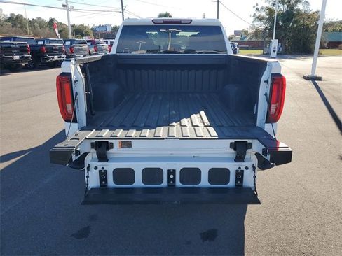 Used 2023 GMC Sierra 1500 SLT w/ SLT Premium Package image 29