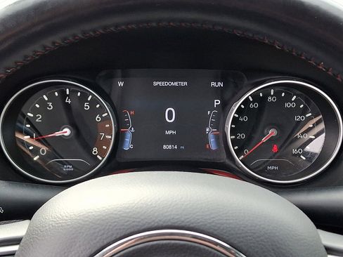 Used 2020 Jeep Compass Trailhawk image 20