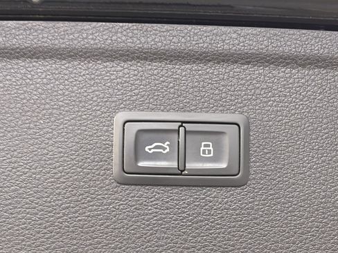 Used 2020 Audi Q5 2.0T Premium Plus image 15