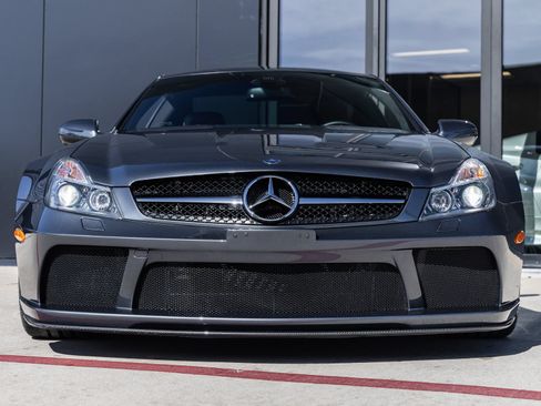 Used 2009 Mercedes-Benz SL 65 AMG image 4
