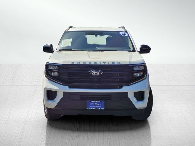 Certified 2025 Ford Expedition Max Active RWD image 2