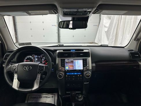 Used 2020 Toyota 4Runner Limited AWD/4WD image 38