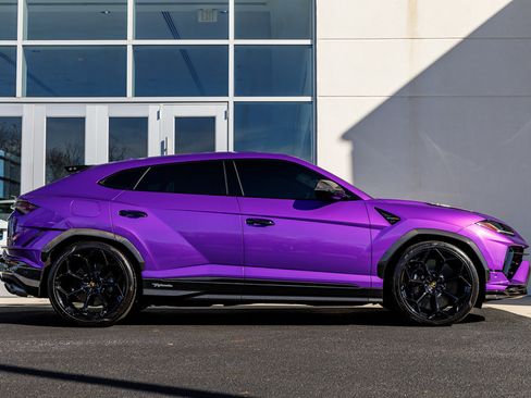 Used 2024 Lamborghini Urus Performante image 24