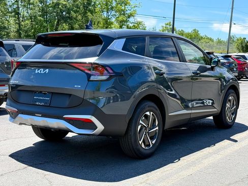Certified 2025 Kia Sportage LX AWD/4WD image 8