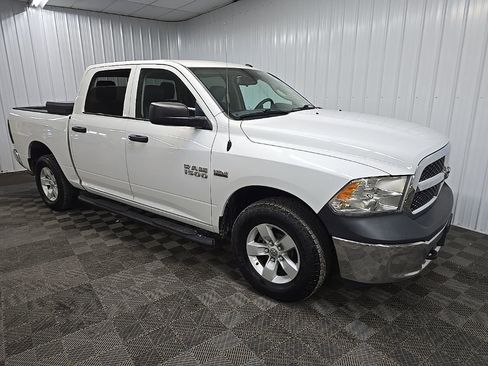 Used 2016 RAM 1500 Tradesman w/ Chrome Appearance Group AWD/4WD image 7