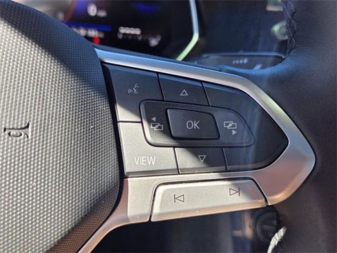 Used 2024 Volkswagen Jetta SE w/ Panoramic Sunroof Package image 26