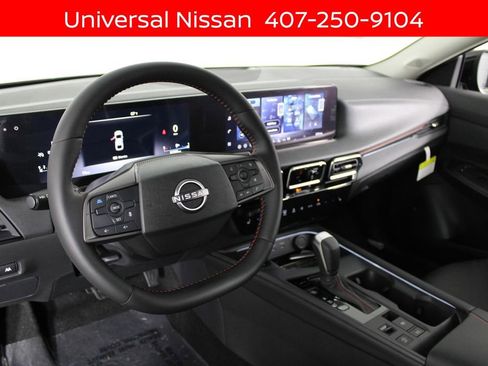 New 2026 Nissan Sentra SR w/ Floor Mat Package FWD image 14