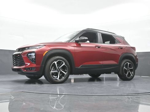 Used 2023 Chevrolet TrailBlazer RS FWD image 54