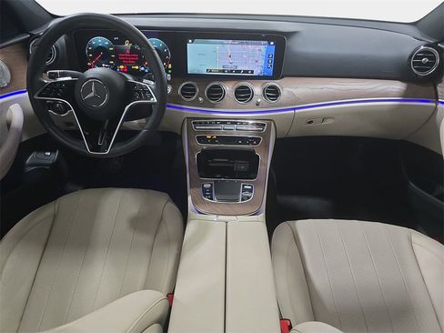 Used 2021 Mercedes-Benz E 450 4MATIC Sedan image 10