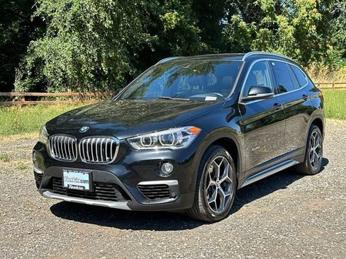 Used 2017 BMW X1 xDrive28i AWD/4WD image 4