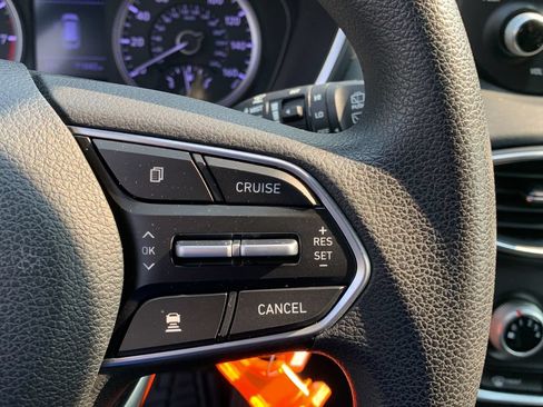 Used 2020 Hyundai Santa Fe SE FWD image 27