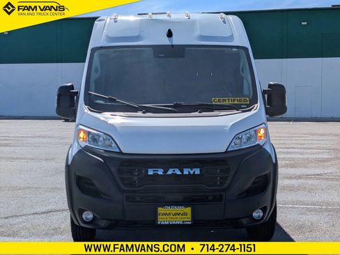 Used 2024 RAM ProMaster 2500 w/ Safety Group FWD image 2
