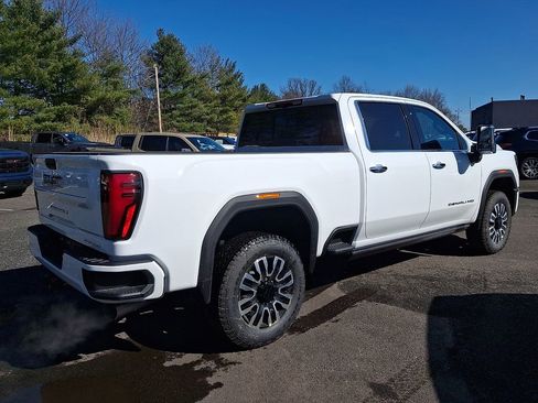 New 2026 GMC Sierra 2500 Denali Ultimate w/ Snow Plow Prep/Camper Package image 4