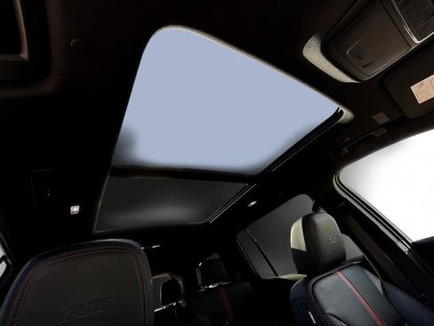 Used 2024 Chevrolet Traverse RS w/ LPO, Floor Liner Package image 17