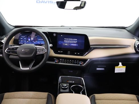 New 2026 Chevrolet Equinox ACTIV w/ Convenience Package III image 15