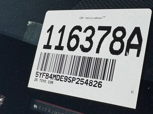 Used 2025 Toyota Corolla LE FWD image 13